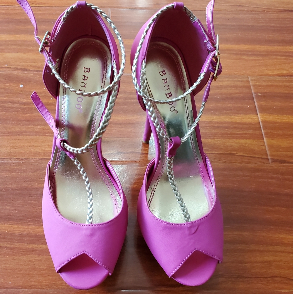 Bamboo peep toe heel - Picture 1 of 3